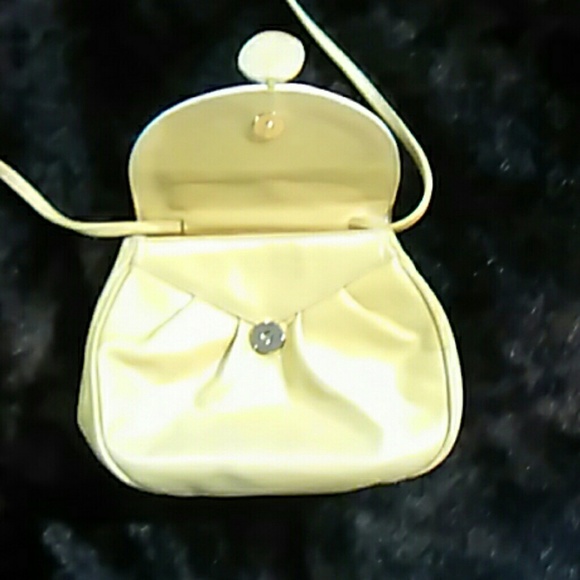 Final Price Vintage Saks Fifth Avenue Purse - Picture 2 of 8